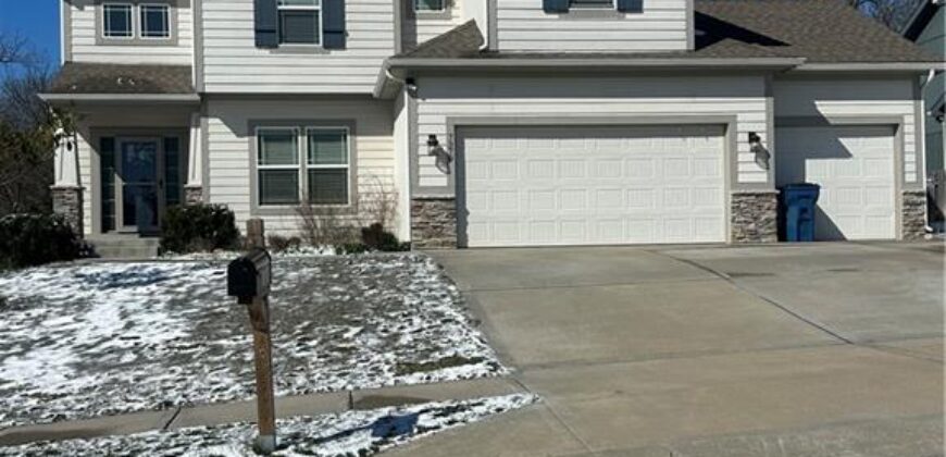 7370 N Lamar Avenue, Kansas City, MO 64152