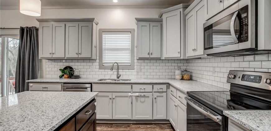 7370 N Lamar Avenue, Kansas City, MO 64152