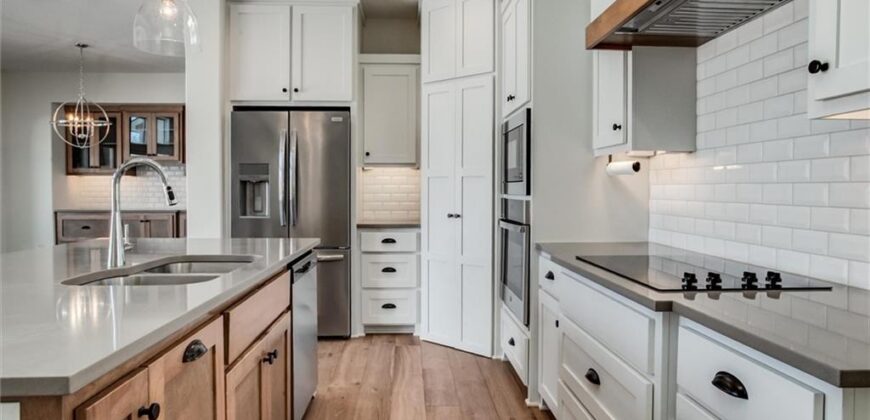 7504 NE 103rd Terrace, Kansas City, MO 64157