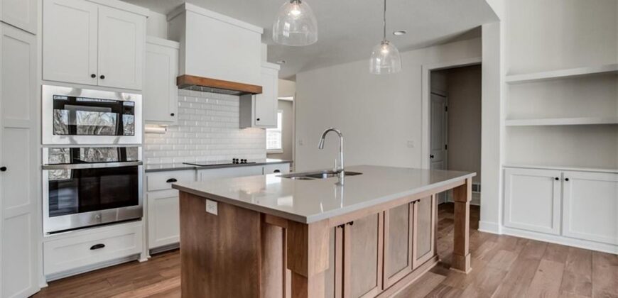 7504 NE 103rd Terrace, Kansas City, MO 64157