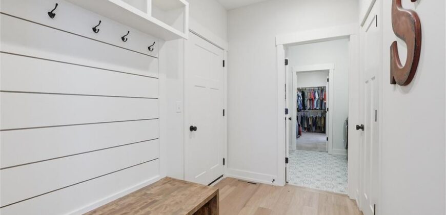 7614 N Skiles Avenue, Kansas City, MO 64158
