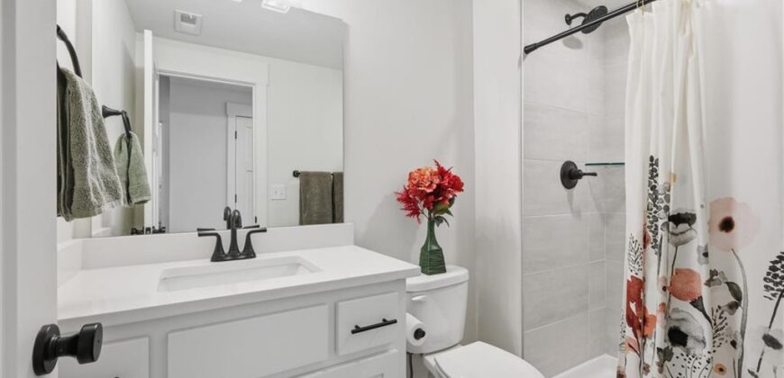 7614 N Skiles Avenue, Kansas City, MO 64158