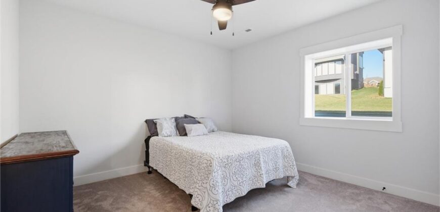 7614 N Skiles Avenue, Kansas City, MO 64158