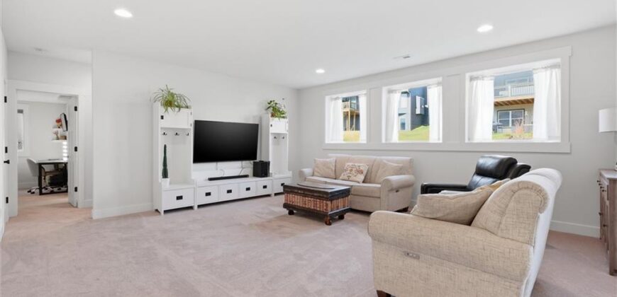 7614 N Skiles Avenue, Kansas City, MO 64158