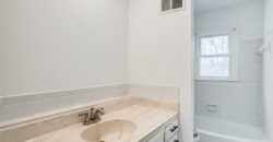 10106 NW Mirror Lake Drive, Kansas City, MO 64152