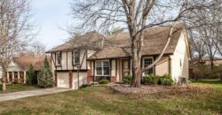 10106 NW Mirror Lake Drive, Kansas City, MO 64152