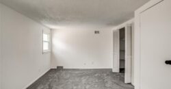 10106 NW Mirror Lake Drive, Kansas City, MO 64152