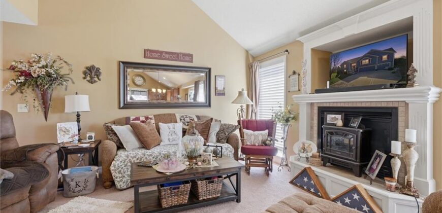 200 E 20th Terrace, Kearney, MO 64060