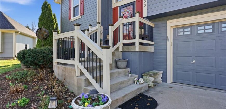 200 E 20th Terrace, Kearney, MO 64060