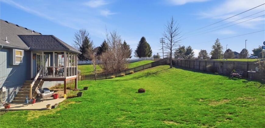 200 E 20th Terrace, Kearney, MO 64060