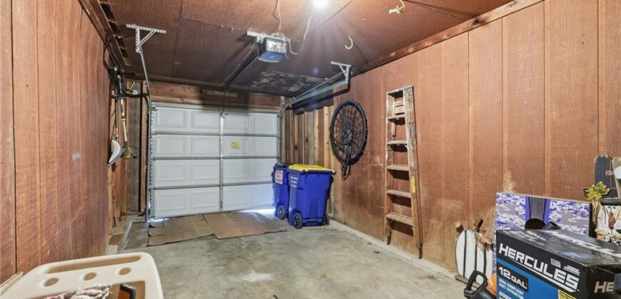 7001 N Askew Avenue, Gladstone, MO 64119