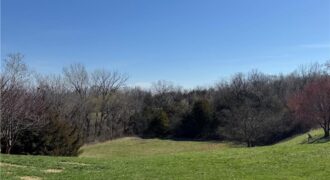 7001 N Askew Avenue, Gladstone, MO 64119