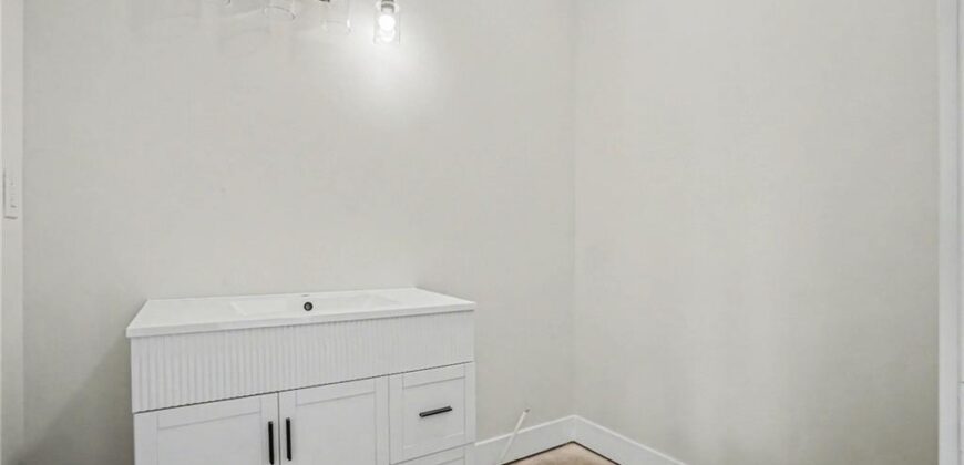 5516 NW Verlin Drive, Kansas City, MO 64152