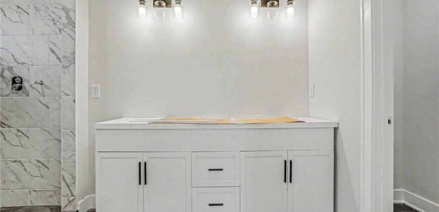 5516 NW Verlin Drive, Kansas City, MO 64152