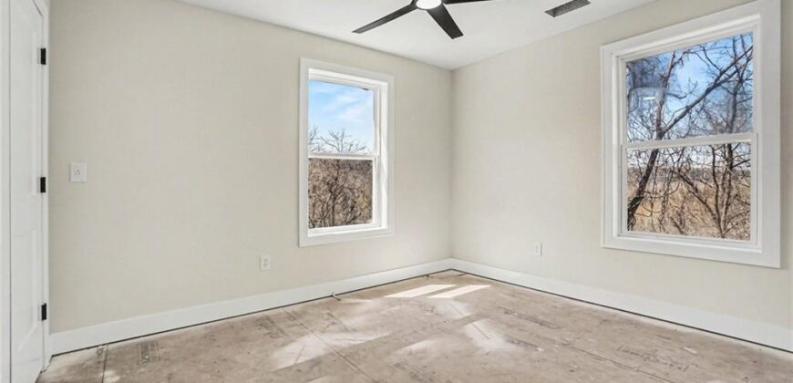 5516 NW Verlin Drive, Kansas City, MO 64152