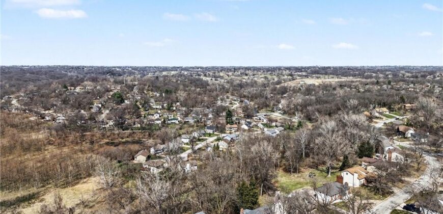 5516 NW Verlin Drive, Kansas City, MO 64152