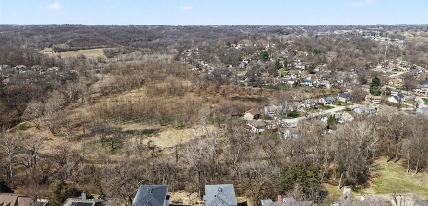 5516 NW Verlin Drive, Kansas City, MO 64152