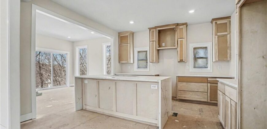 5516 NW Verlin Drive, Kansas City, MO 64152