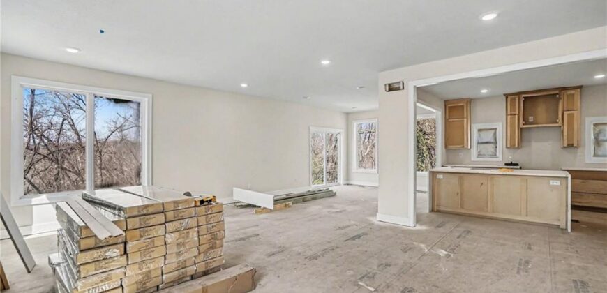 5516 NW Verlin Drive, Kansas City, MO 64152