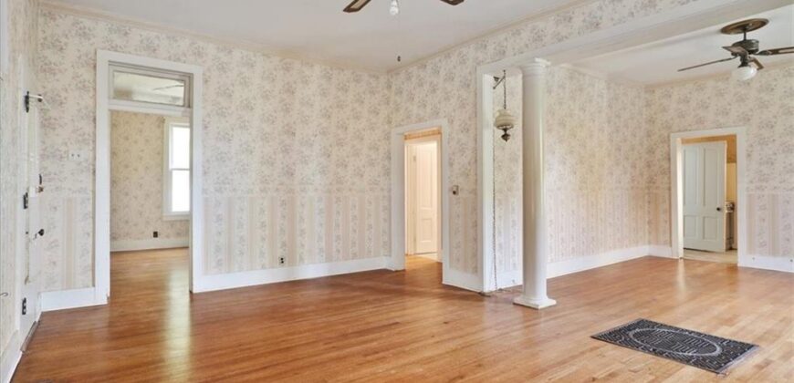 205 High Street, Platte City, MO 64079