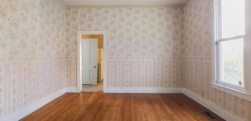 205 High Street, Platte City, MO 64079