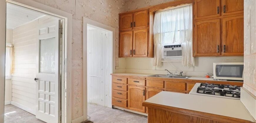 205 High Street, Platte City, MO 64079