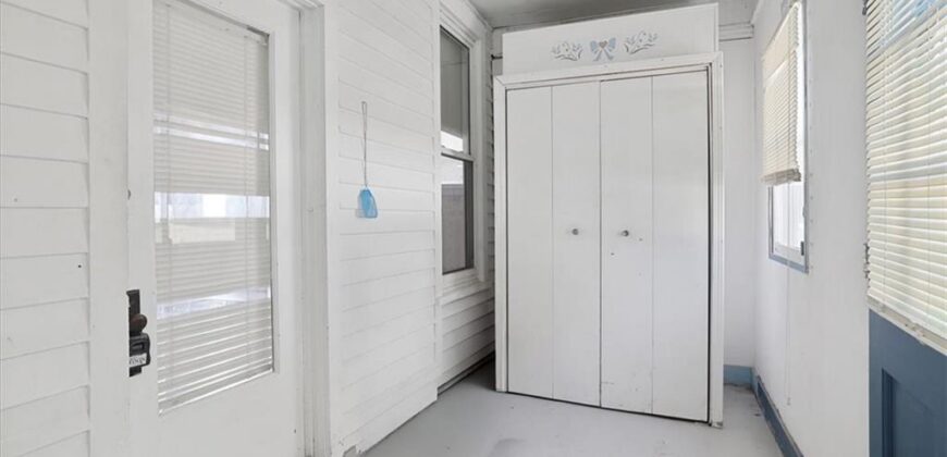 205 High Street, Platte City, MO 64079