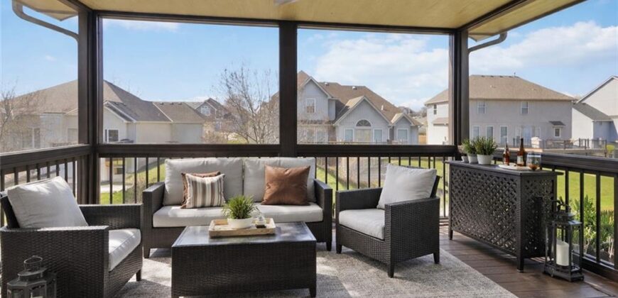 11104 N Belleview Avenue, Kansas City, MO 64155