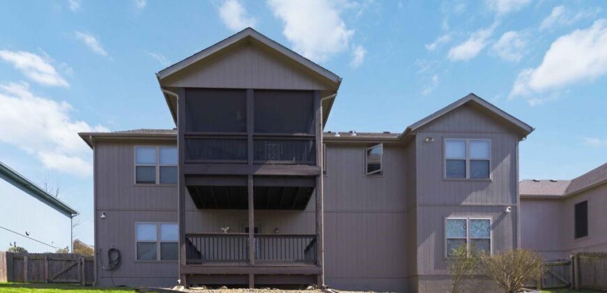 11104 N Belleview Avenue, Kansas City, MO 64155