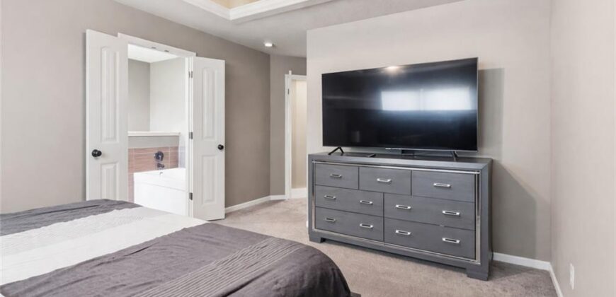 11104 N Belleview Avenue, Kansas City, MO 64155