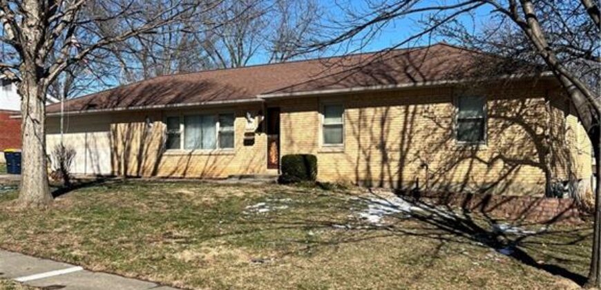 8613 N Boone Street, Kansas City, MO 64155