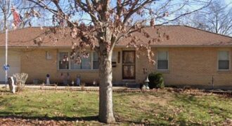 8613 N Boone Street, Kansas City, MO 64155
