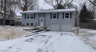 3204 NE 66th Street, Gladstone, MO 64119