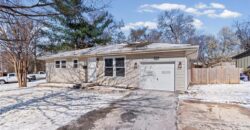 1508 NE Shady Lane Drive, Gladstone, MO 64118