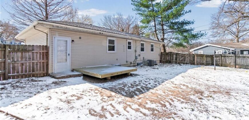 1508 NE Shady Lane Drive, Gladstone, MO 64118