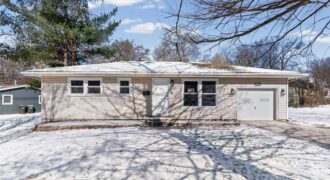 1508 NE Shady Lane Drive, Gladstone, MO 64118