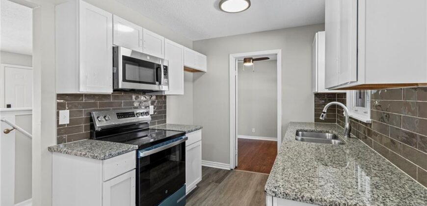 1508 NE Shady Lane Drive, Gladstone, MO 64118