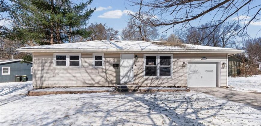 1508 NE Shady Lane Drive, Gladstone, MO 64118