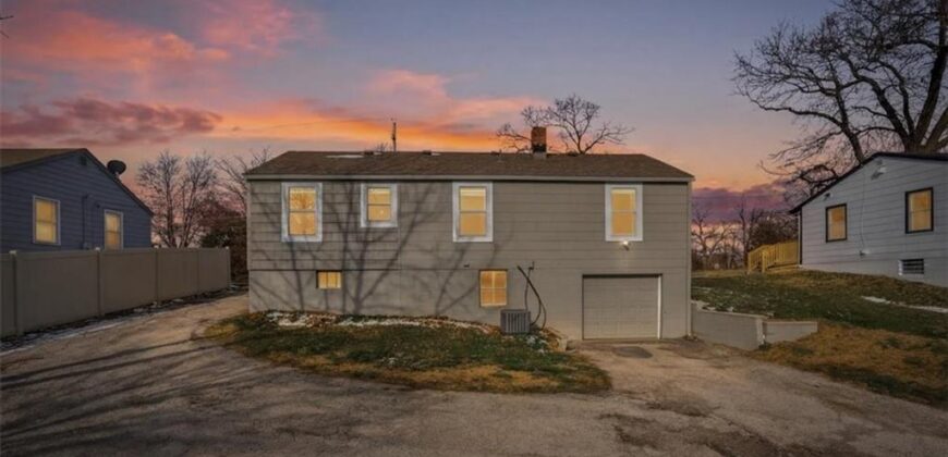 5609 N Walnut Street, Kansas City, MO 64118