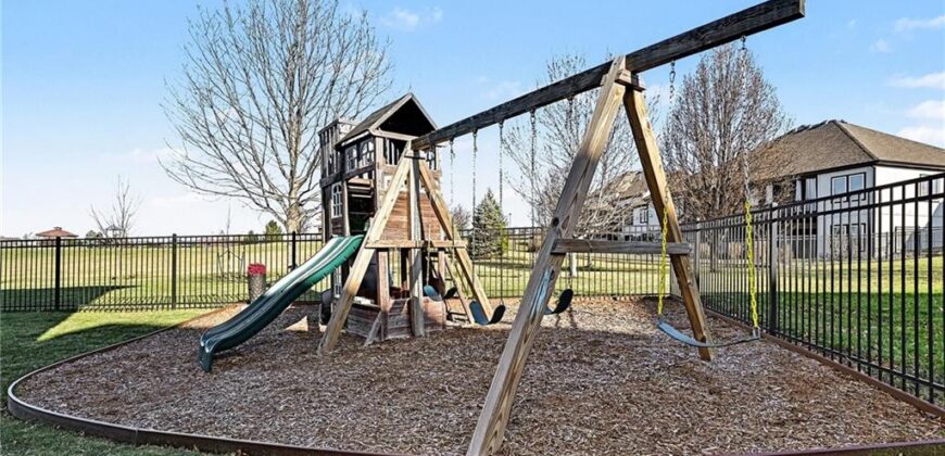 17660 NW 128th Street, Platte City, MO 64079