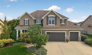2827 NE 102nd Terrace, Kansas City, MO 64155