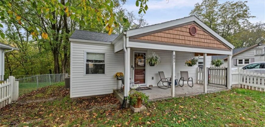 605 4th Street, Weston, MO 64098