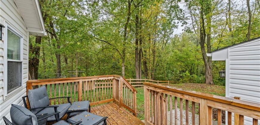 605 4th Street, Weston, MO 64098