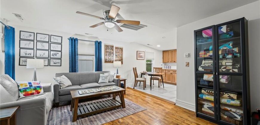 605 4th Street, Weston, MO 64098