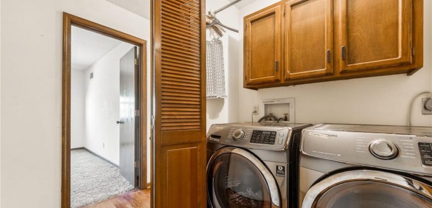 904 Blueberry Lane, Liberty, MO 64068