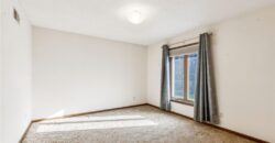 904 Blueberry Lane, Liberty, MO 64068