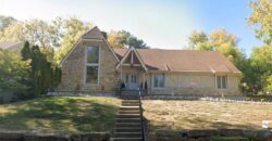 904 Blueberry Lane, Liberty, MO 64068