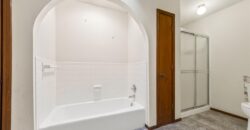 904 Blueberry Lane, Liberty, MO 64068