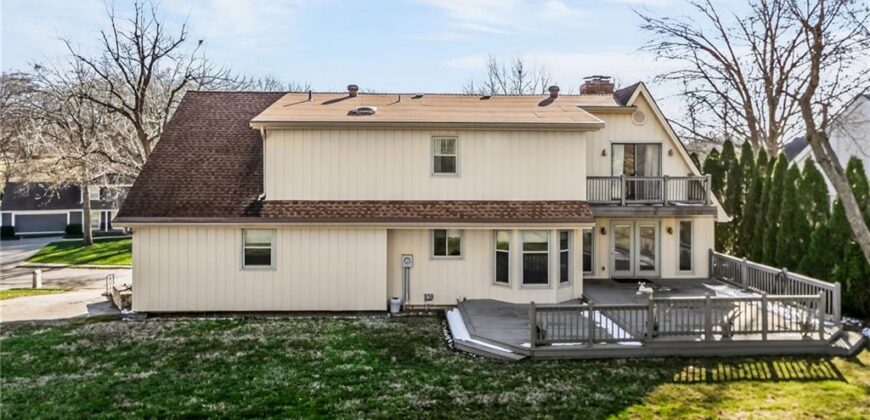 904 Blueberry Lane, Liberty, MO 64068