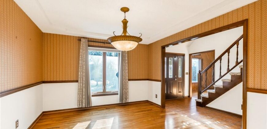 904 Blueberry Lane, Liberty, MO 64068